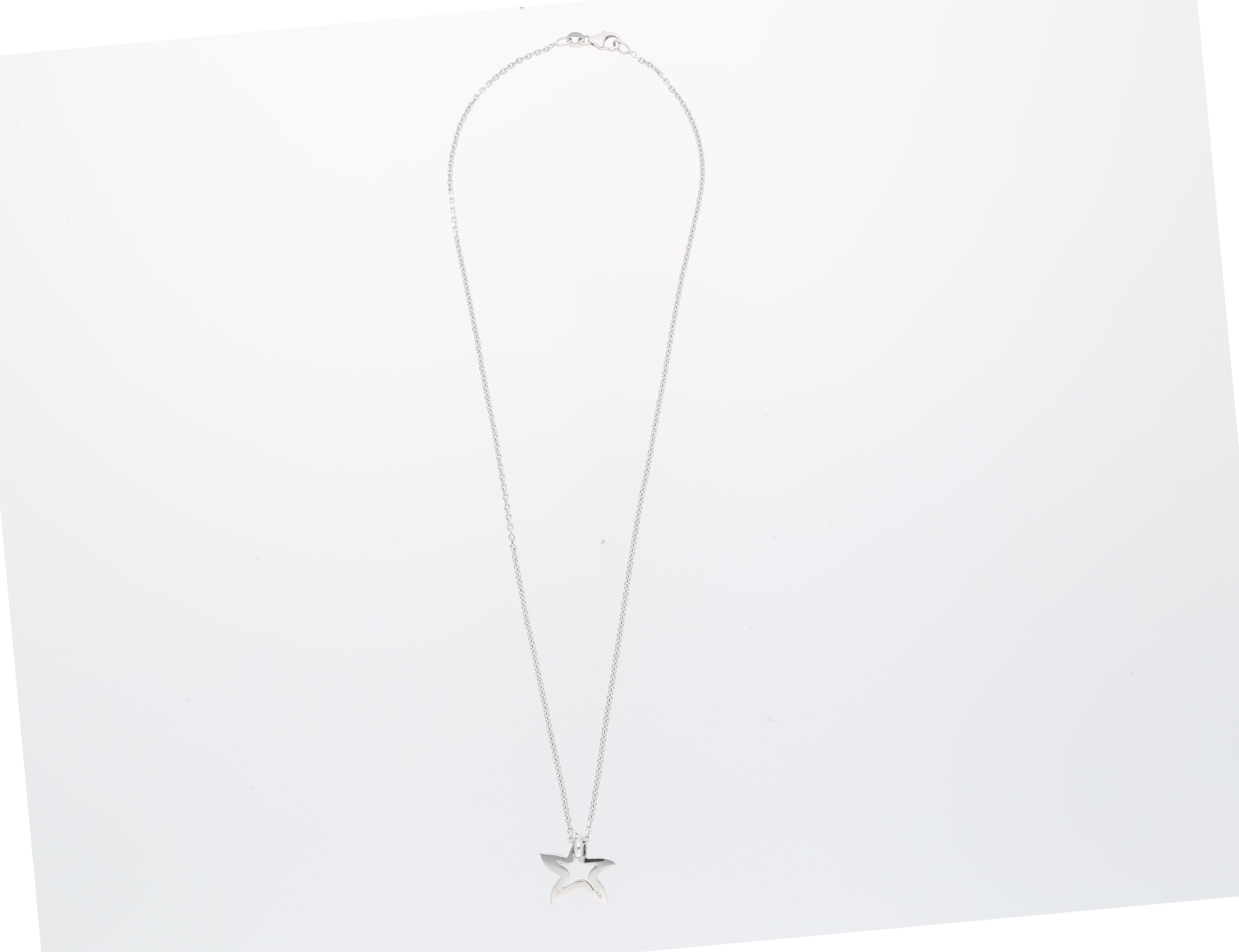 Second Hand Diamantschmuck jetzt online kaufen auf kaleaz.