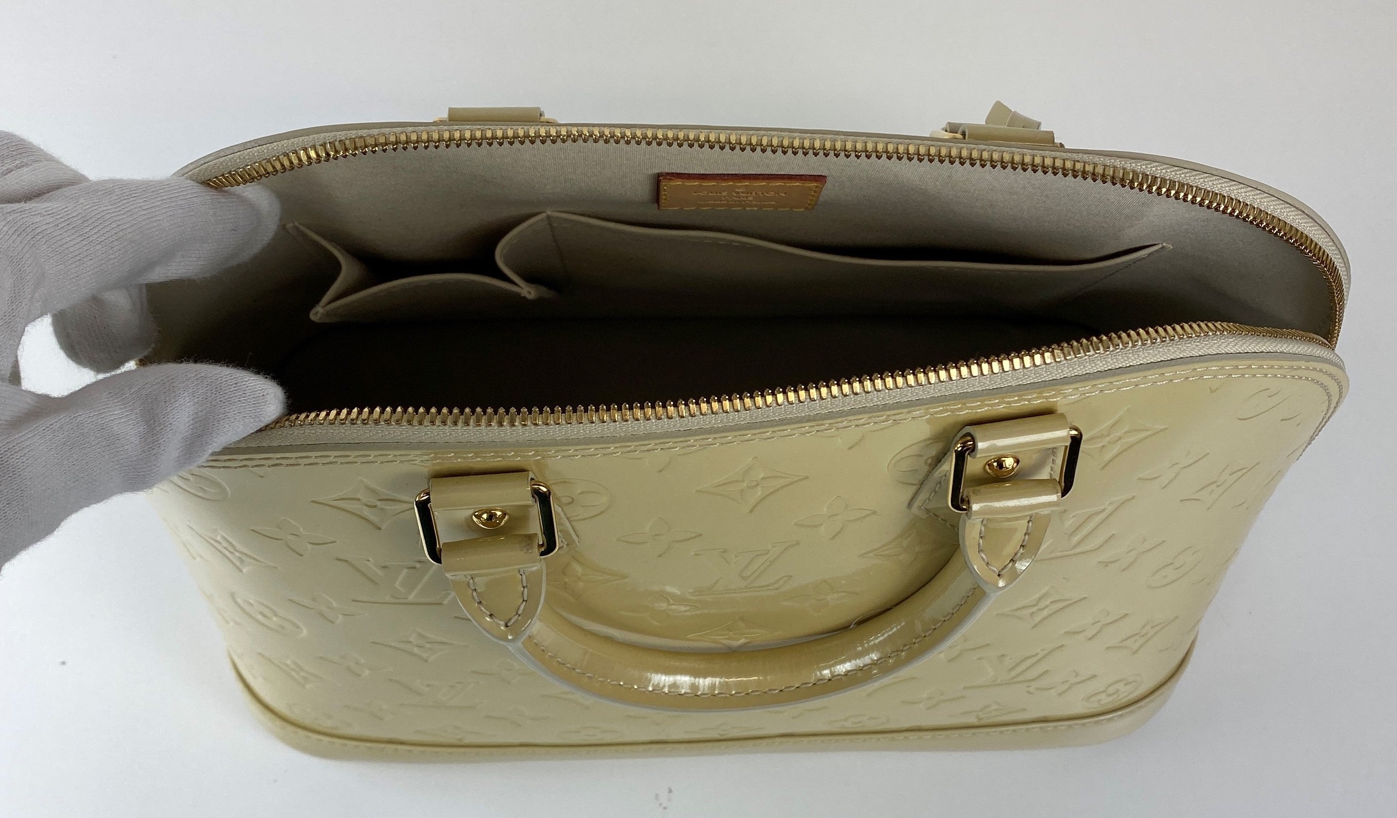 Louis Vuitton Alma Shopper