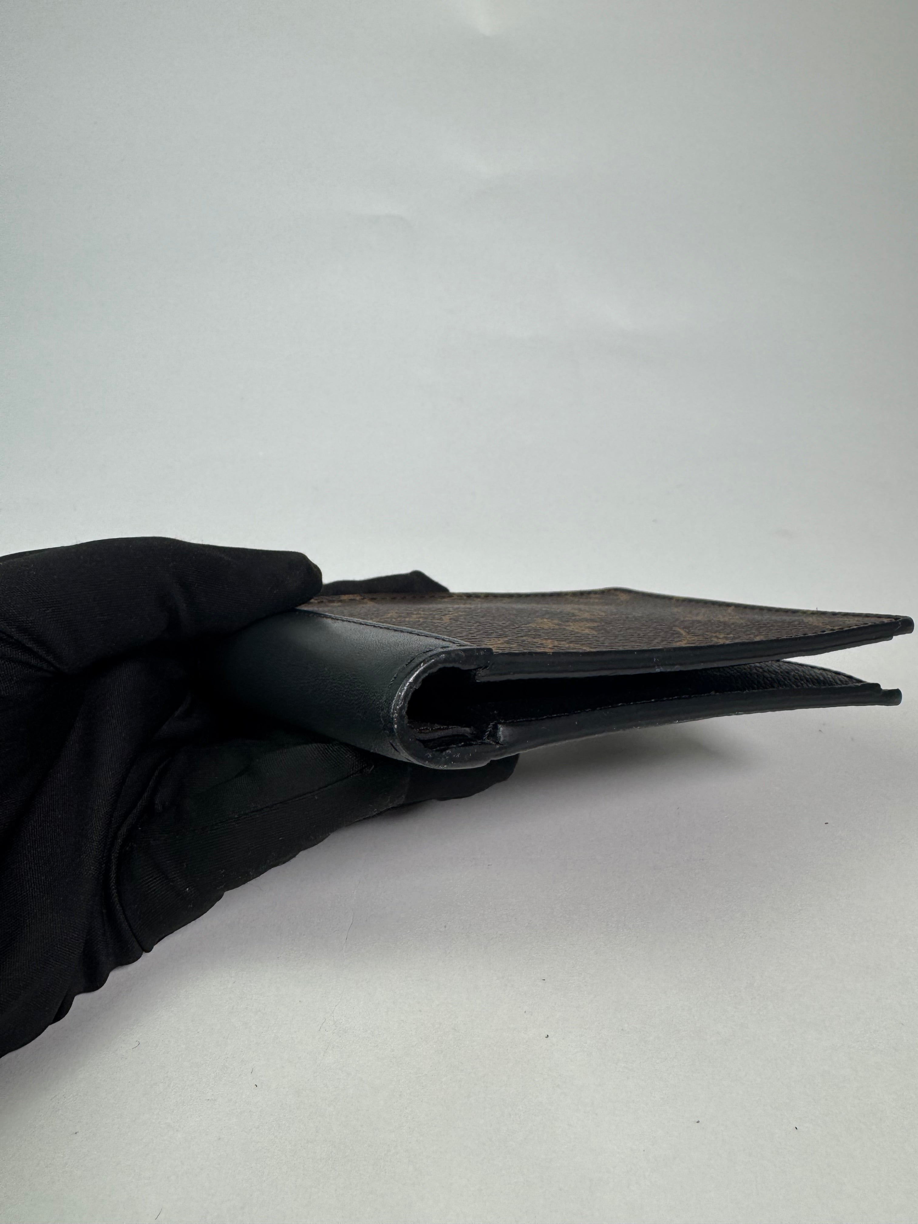 Louis Vuitton Multiple Wallet MM Macassar