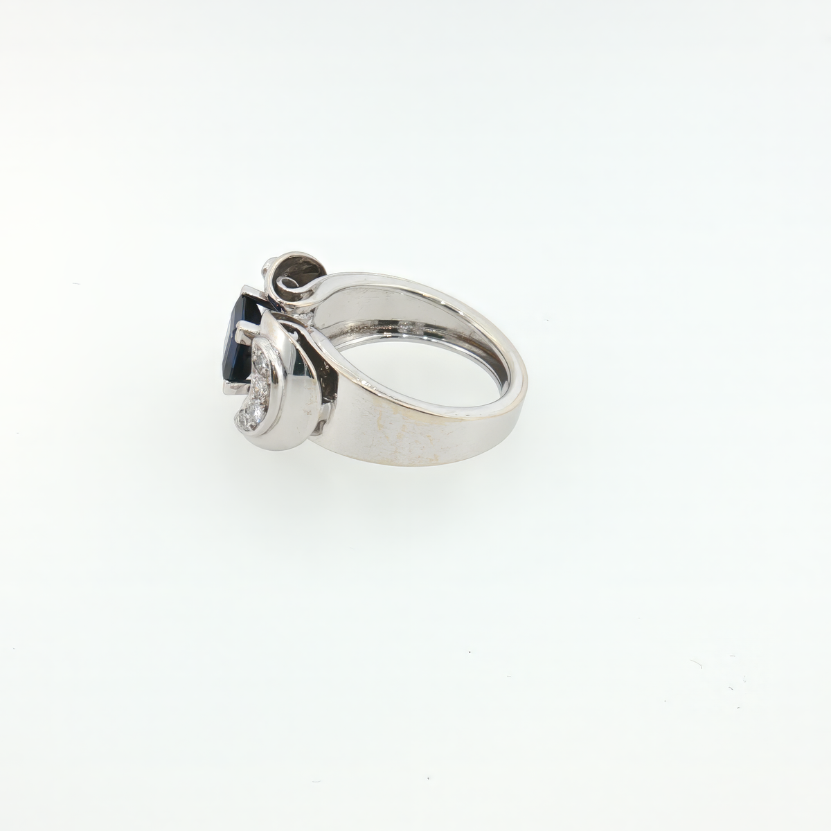 Saphir-Brillant Ring
