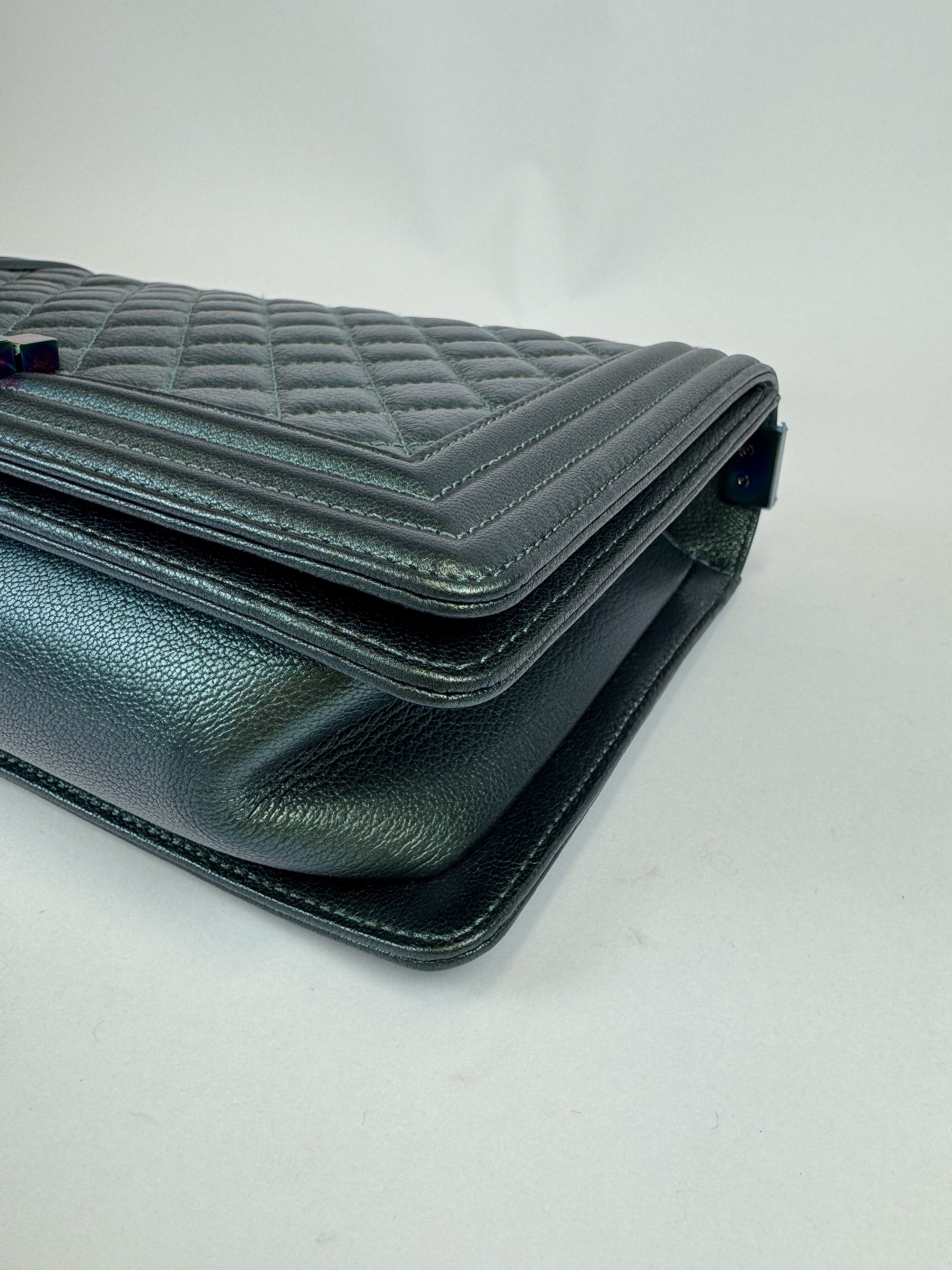 Chanel Boy Bag "New Medium"