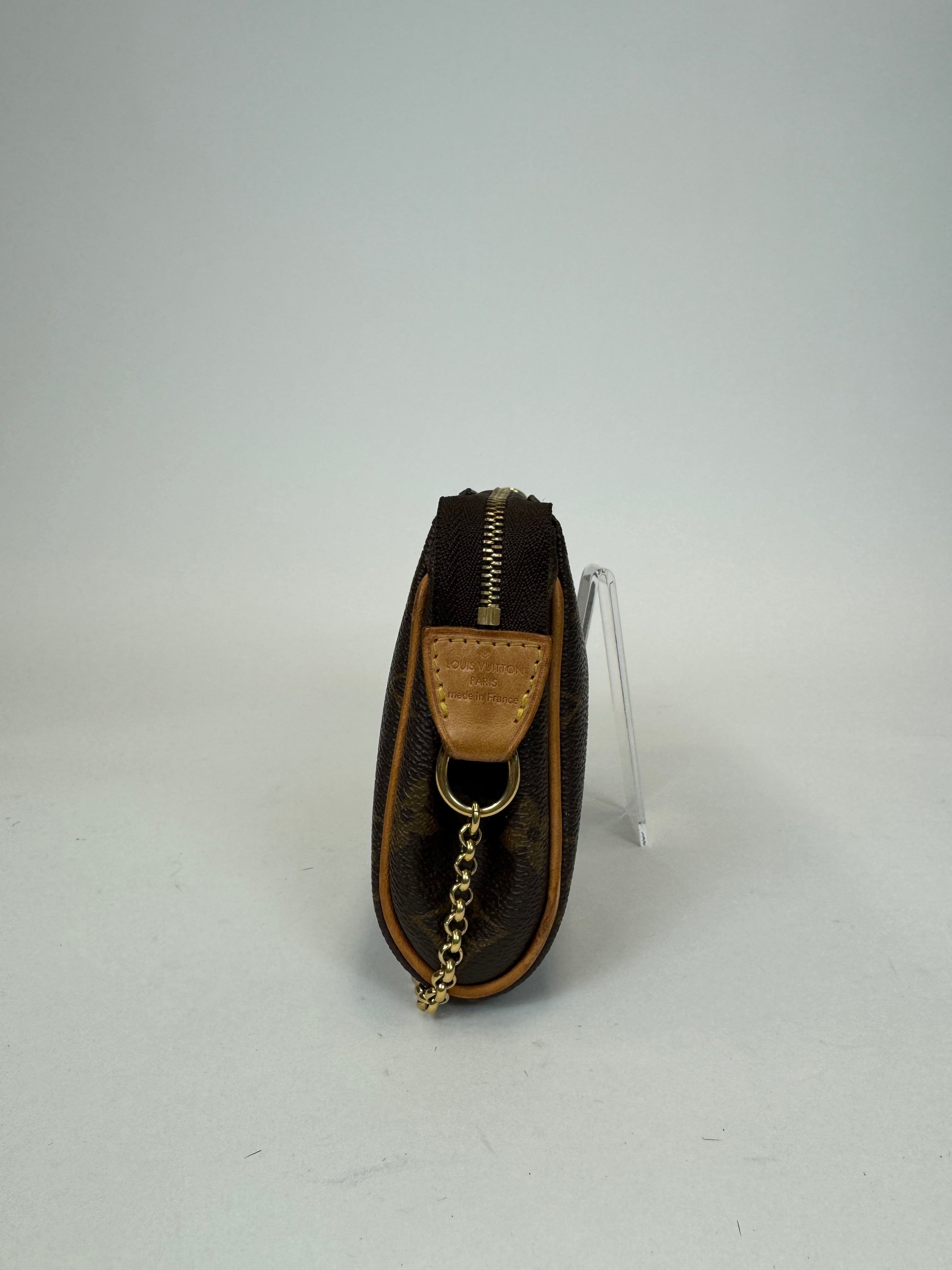 Louis Vuitton Pochette