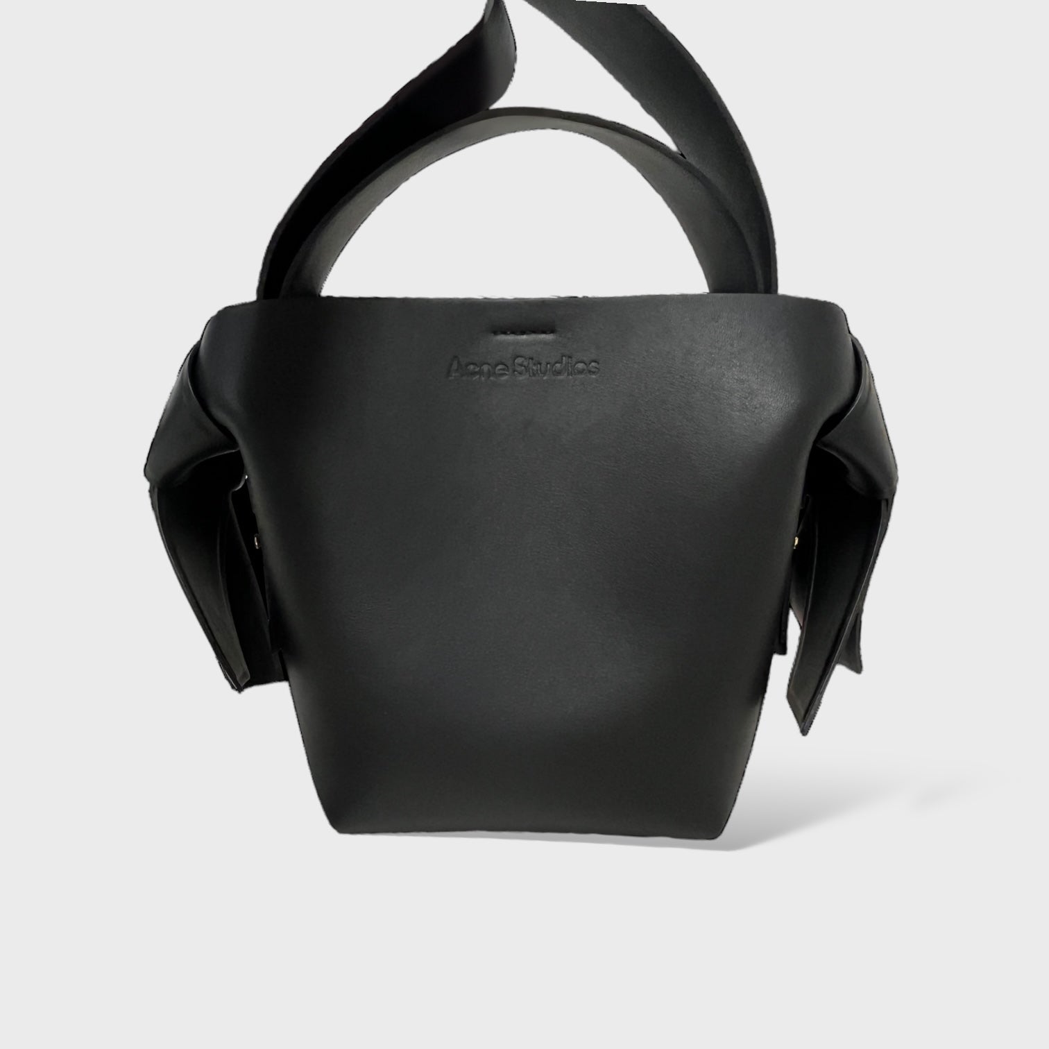 Second Hand Acne Studios Handtasche online kaufen auf kaleaz.