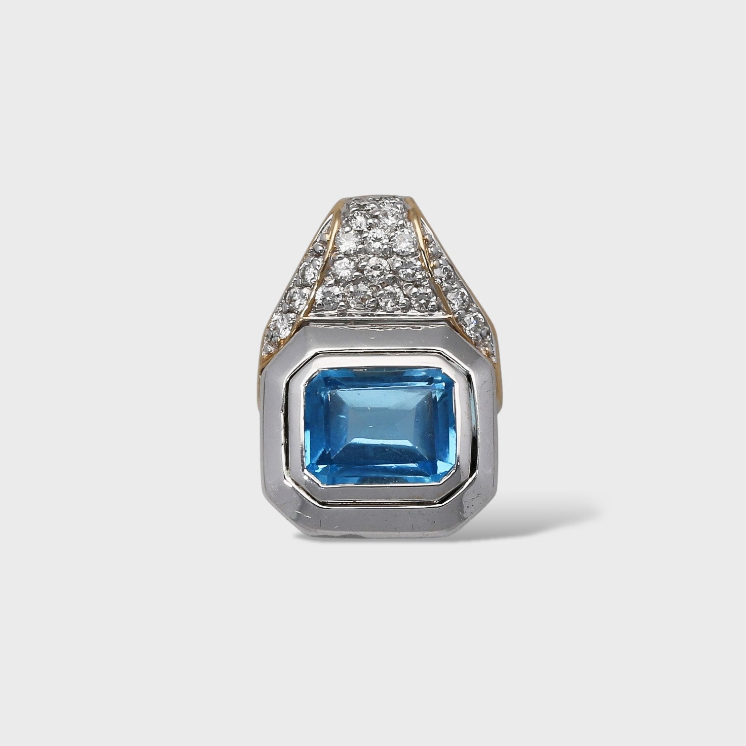 Topas Anhänger online kaufen im Kalaeaz Onlineshop – Luxus Second Hand