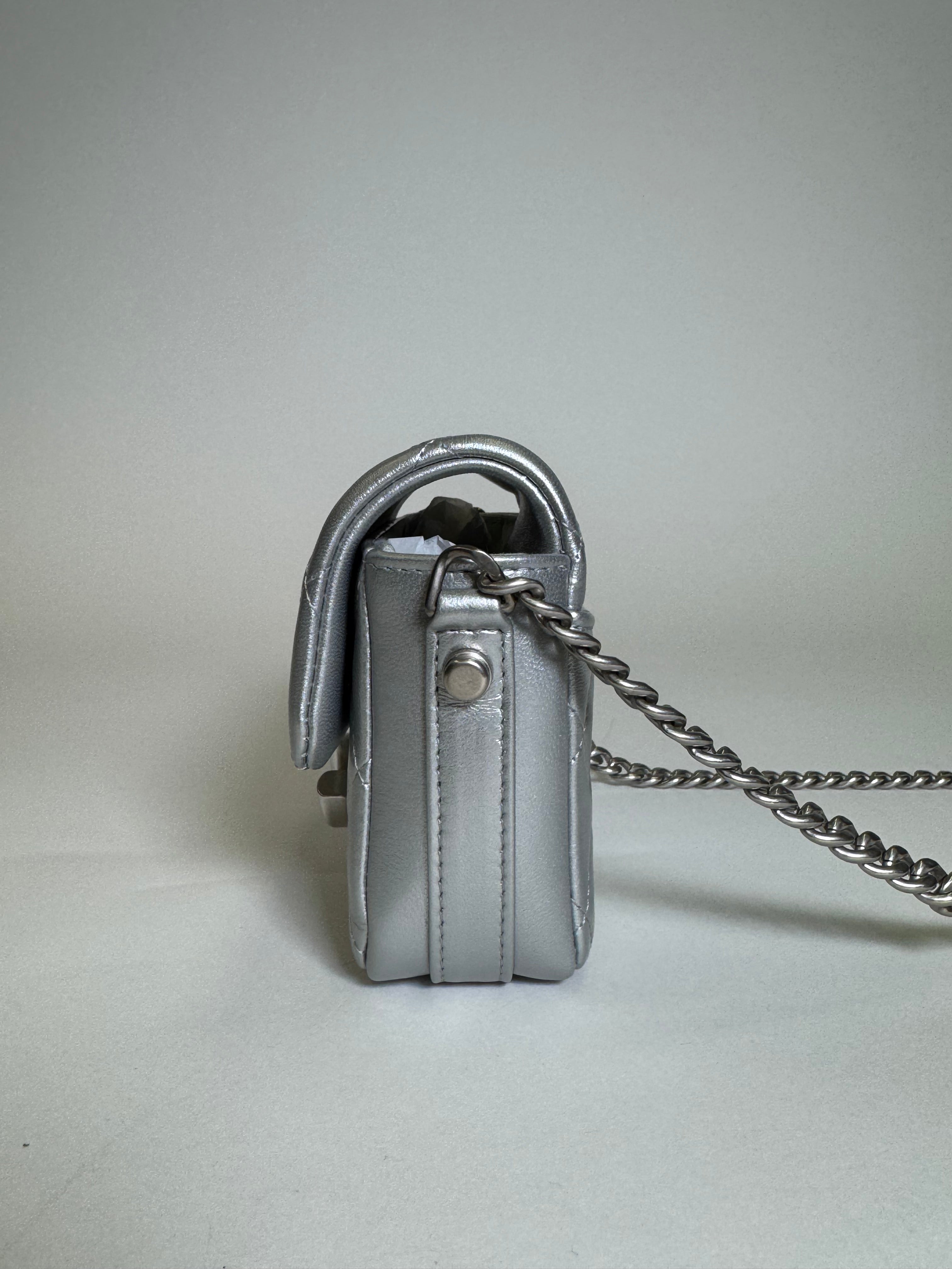 Chanel Filigree Wallet On Chain
