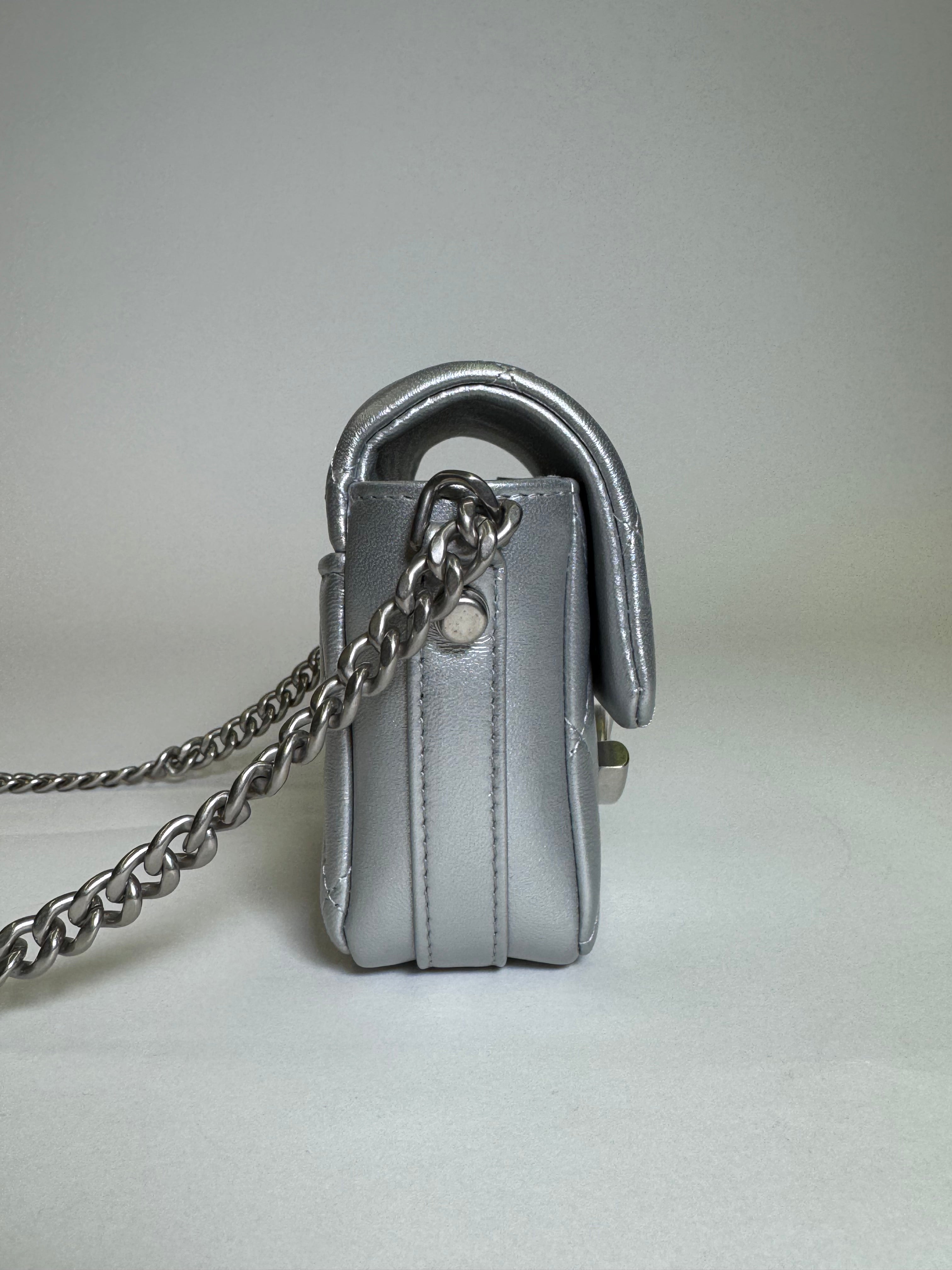 Chanel Filigree Wallet On Chain