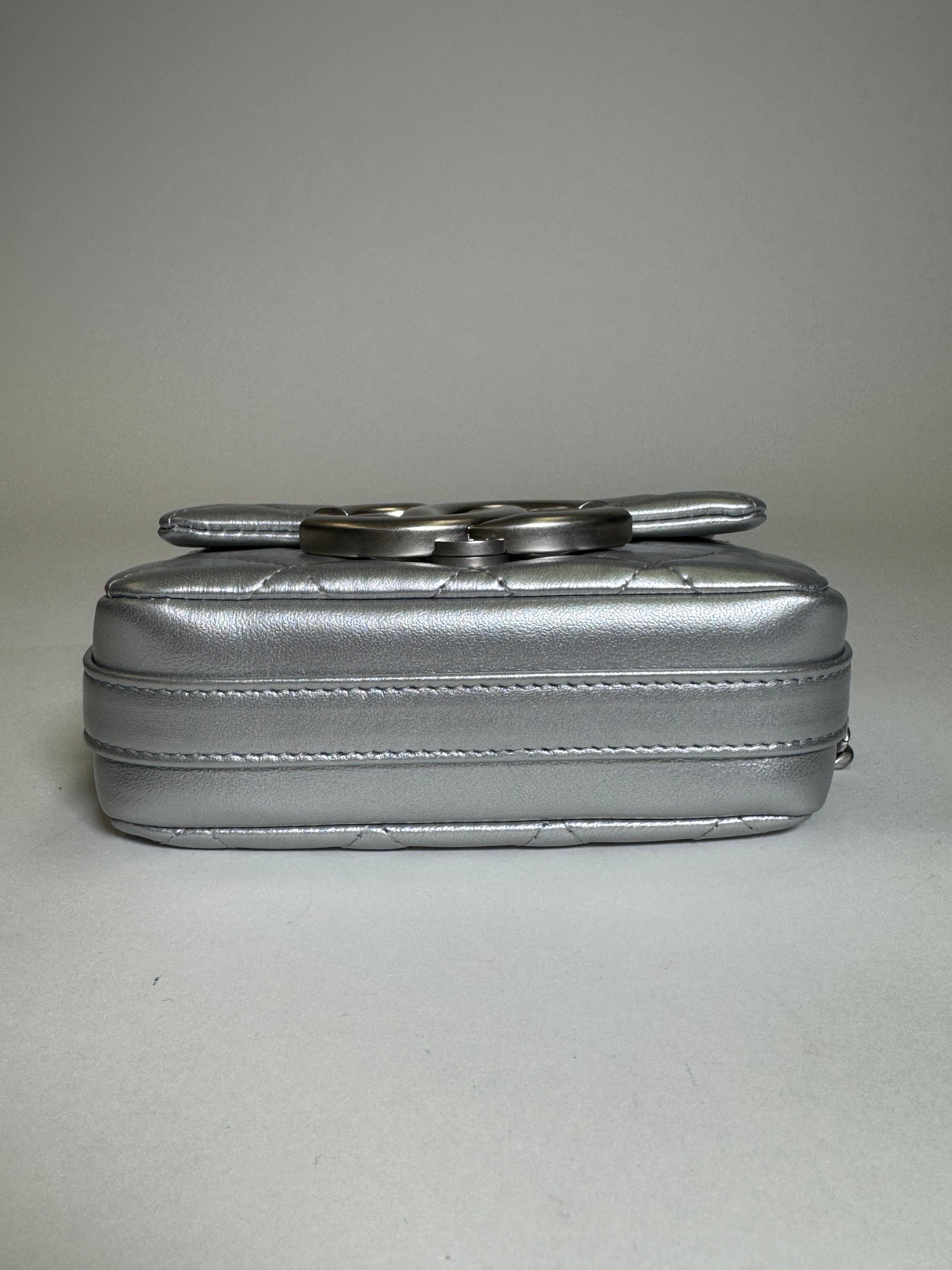 Chanel Filigree Wallet On Chain