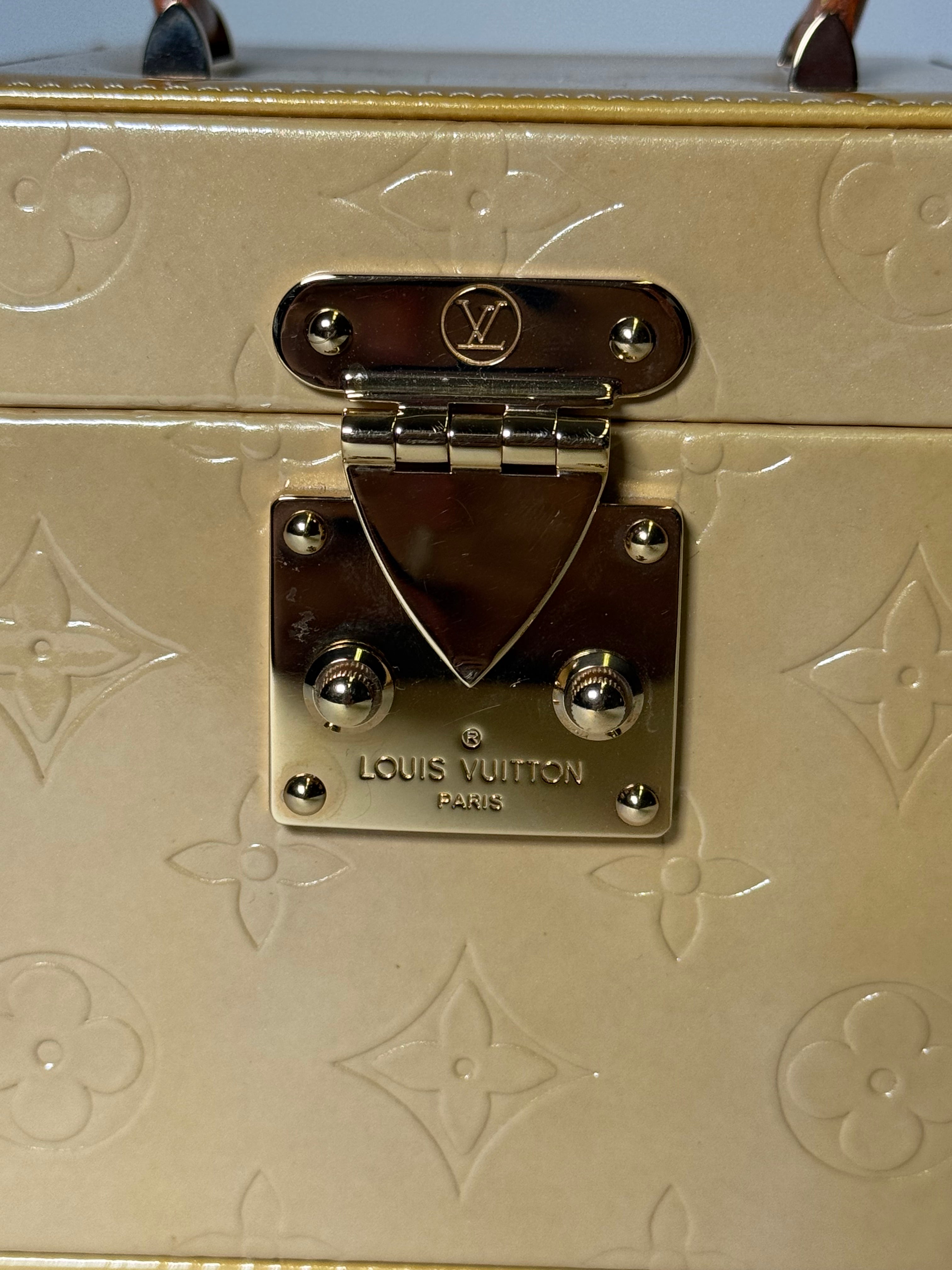 Louis Vuitton Vernis Bleecker Box