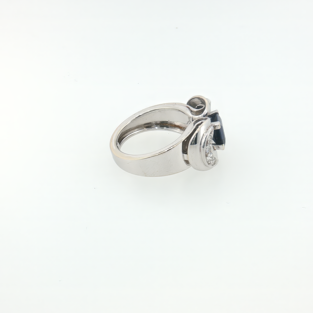 Saphir-Brillant Ring